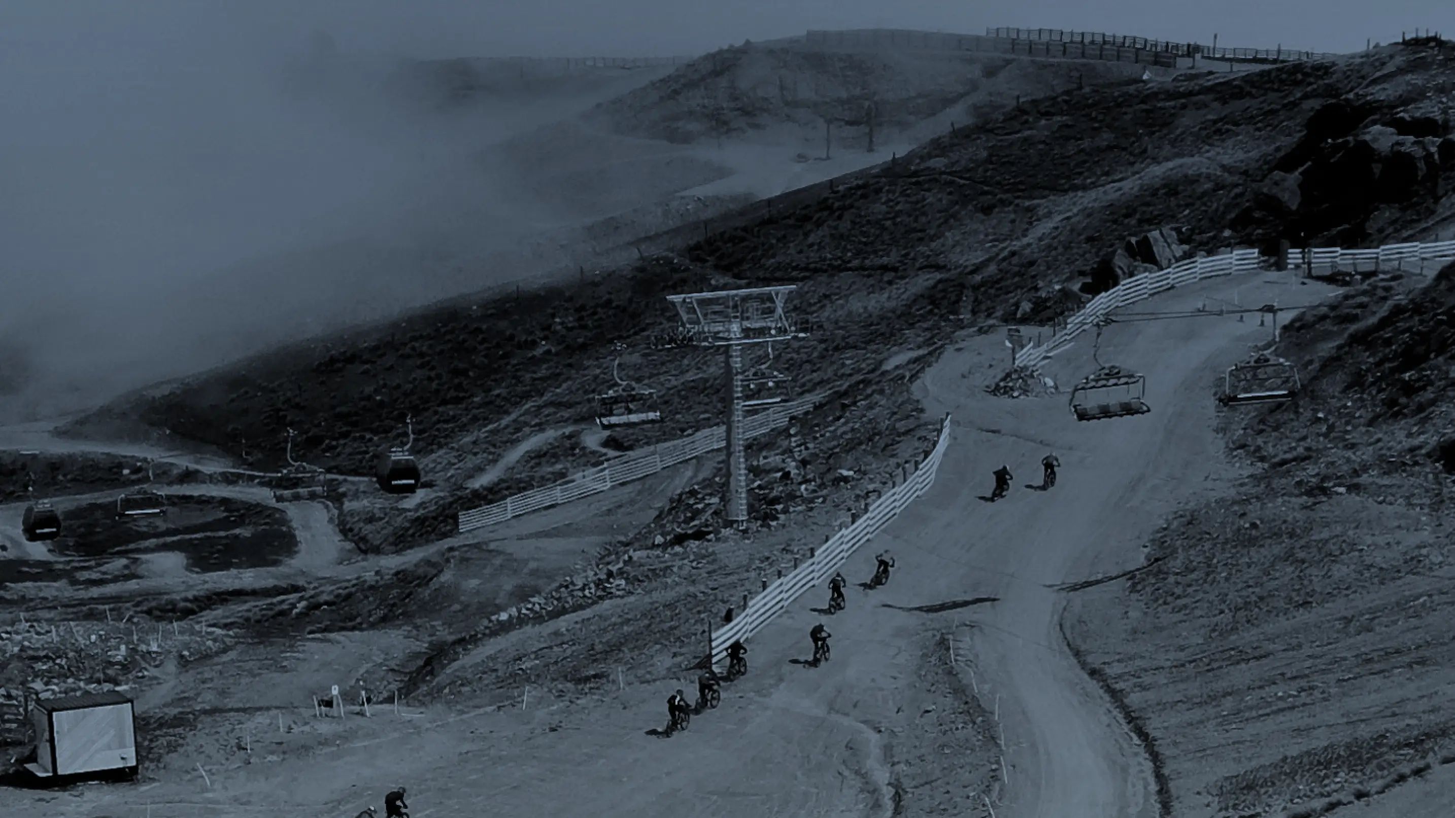 W24-events Imagery-Mega Avalanche-Desktop