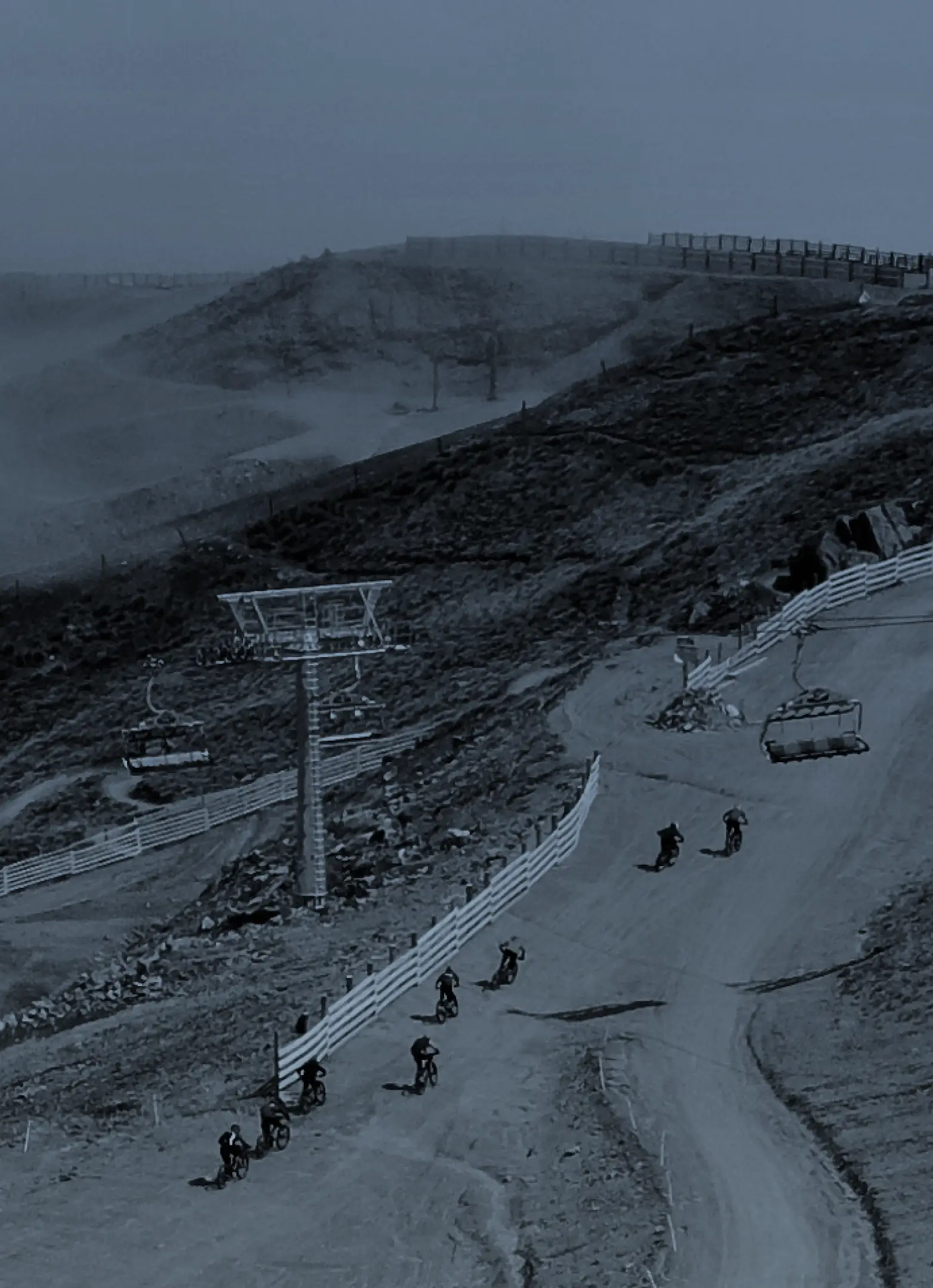 W24-events Imagery-Mega Avalanche-Mobile